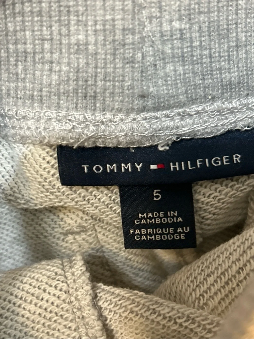 NWT Tommy Hilfiger Boys Size 5 Short Sleeve T-Shirt & Shorts 2pc Set Red Gray Bl